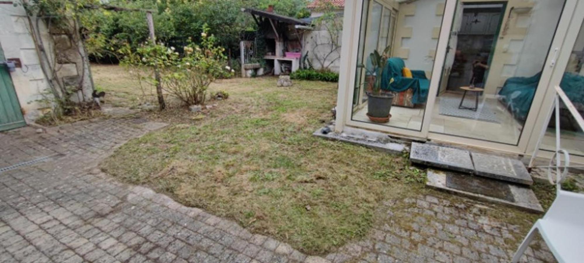 Maison 4 Chambres Avec Jardin Saint-Jean-dʼAngély Bagian luar foto